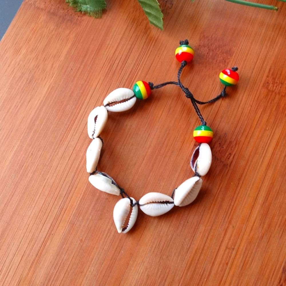 1PC Beautiful Cowrie Shell Rasta Bracelet - Picture 10 of 12
